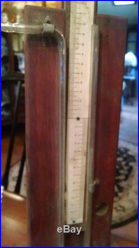 ANTIQUE BAROMETER WITH ADJUSTABLE SCALE