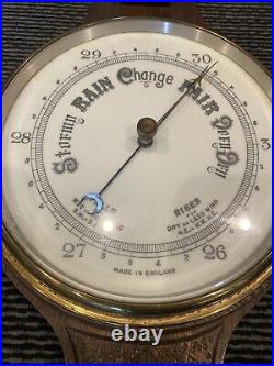 Antique aneroid barometer thermometer hand carved Wood case 31 fahr + centi