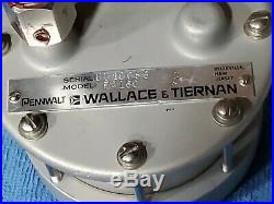 Pennwalt Wallace & Tiernan Model FA 160/FA160 Absolute Pressure Gauge/Meter