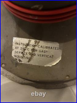 Wallace & Tiernan Model FA160 Absolute Pressure Gauge Meter 0-4.0 PSI